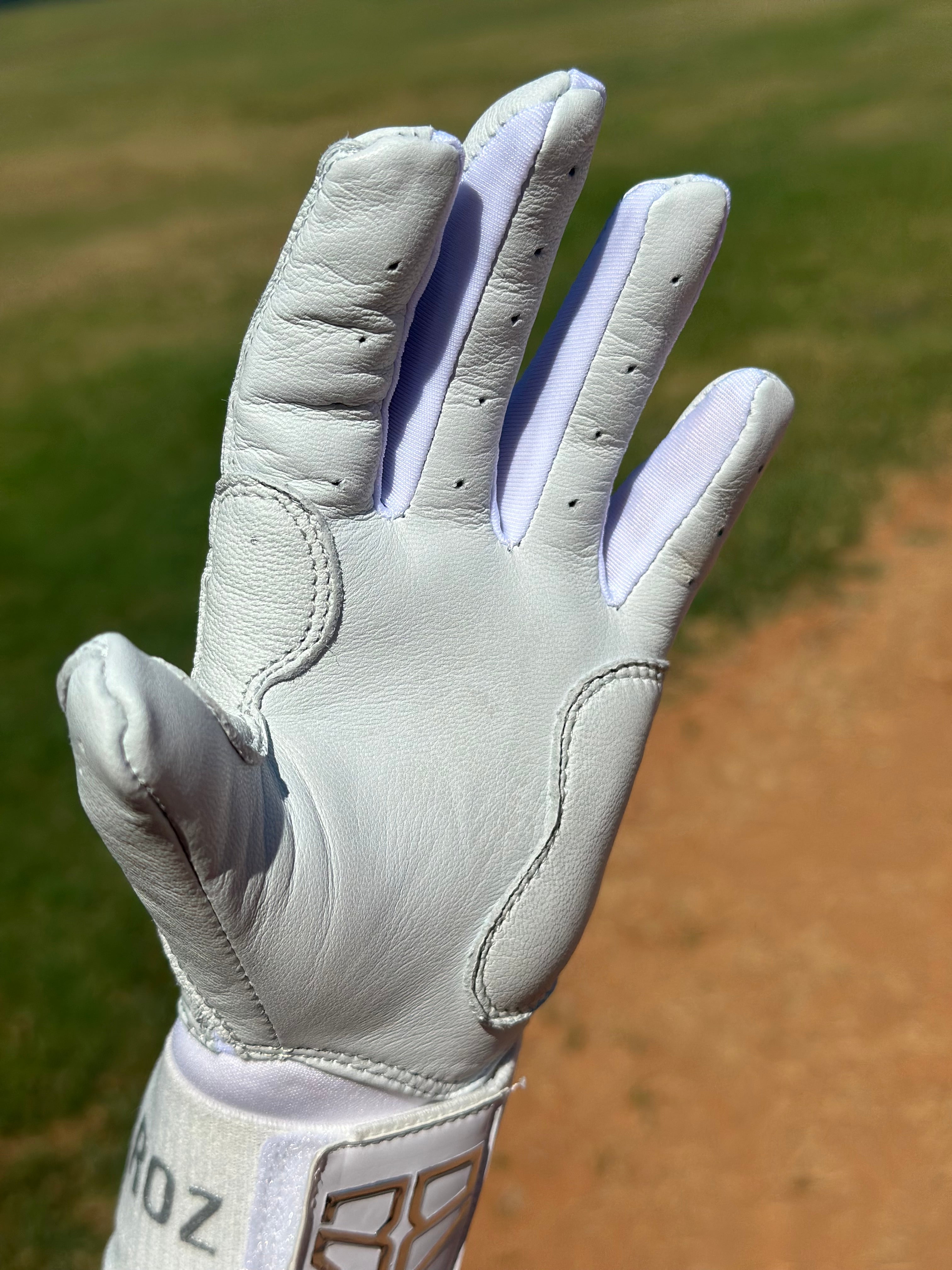 White Short Cuff Batting Gloves