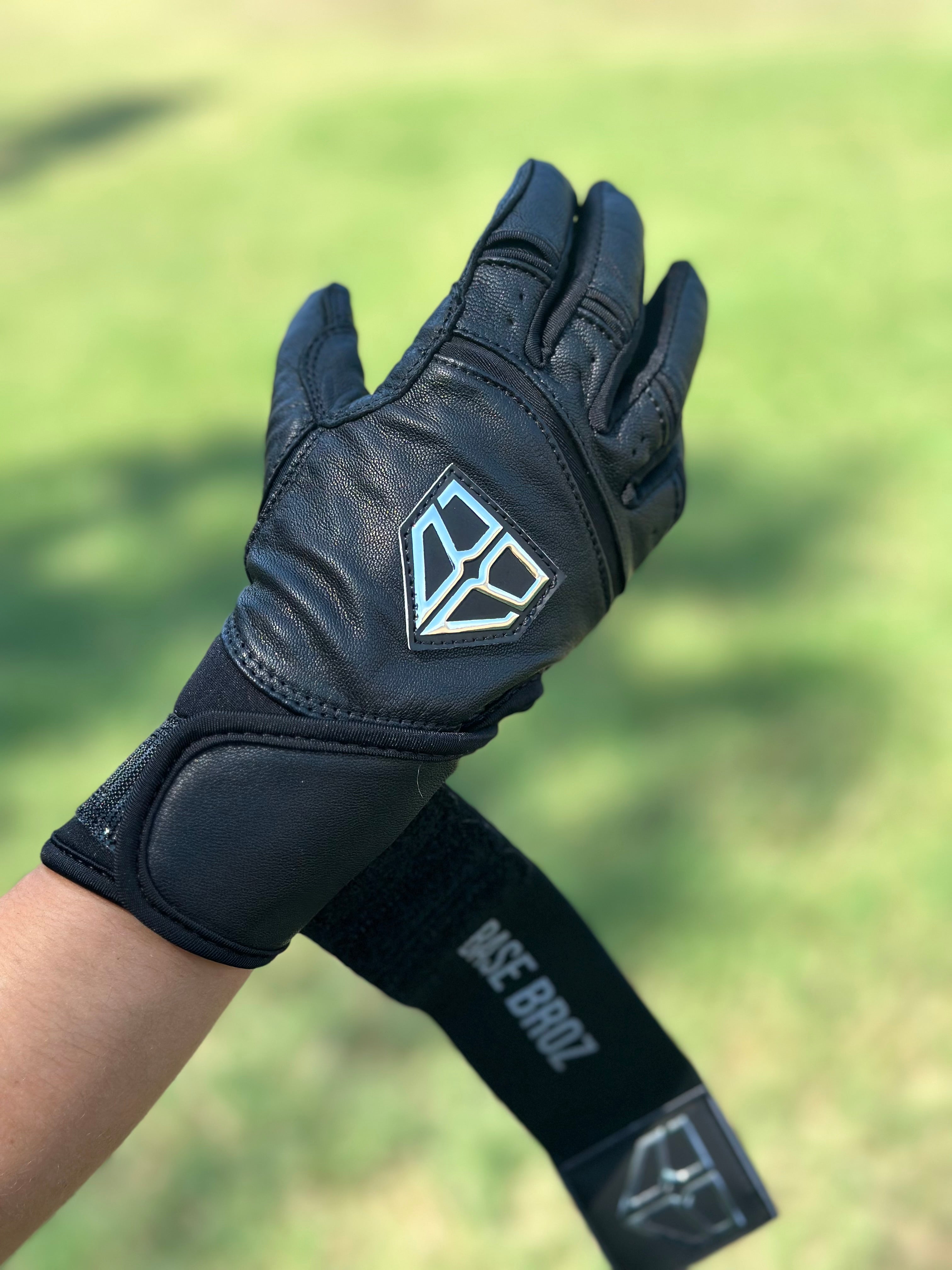 Black Long Cuff Batting Gloves